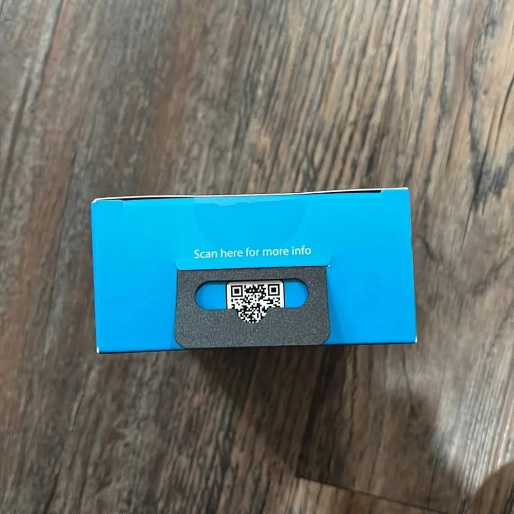 Adesso cyber track H4 new in box